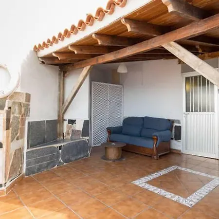 Apartment 2 Bed Ocean Front Apt * Incredible Views * Terrace